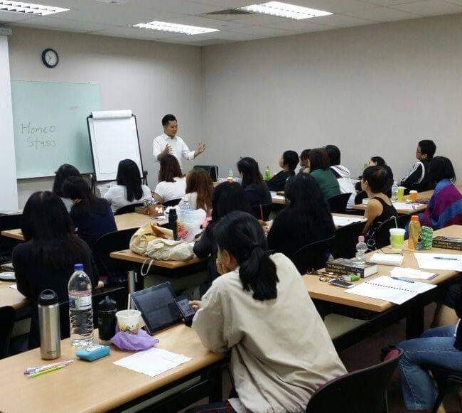 Asia_Pioneered Clinical and Metaphysical Aromatherapy Class and NAHA Certification 2014