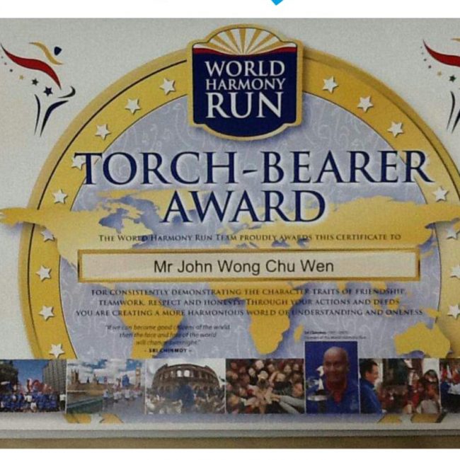 Award_United-Nation-NGO-2012-Torch-Bearer-Award_Previous-Distinguished-Recipients-Nelson-Mandela-Princess-Diana-Carl-Lewis2